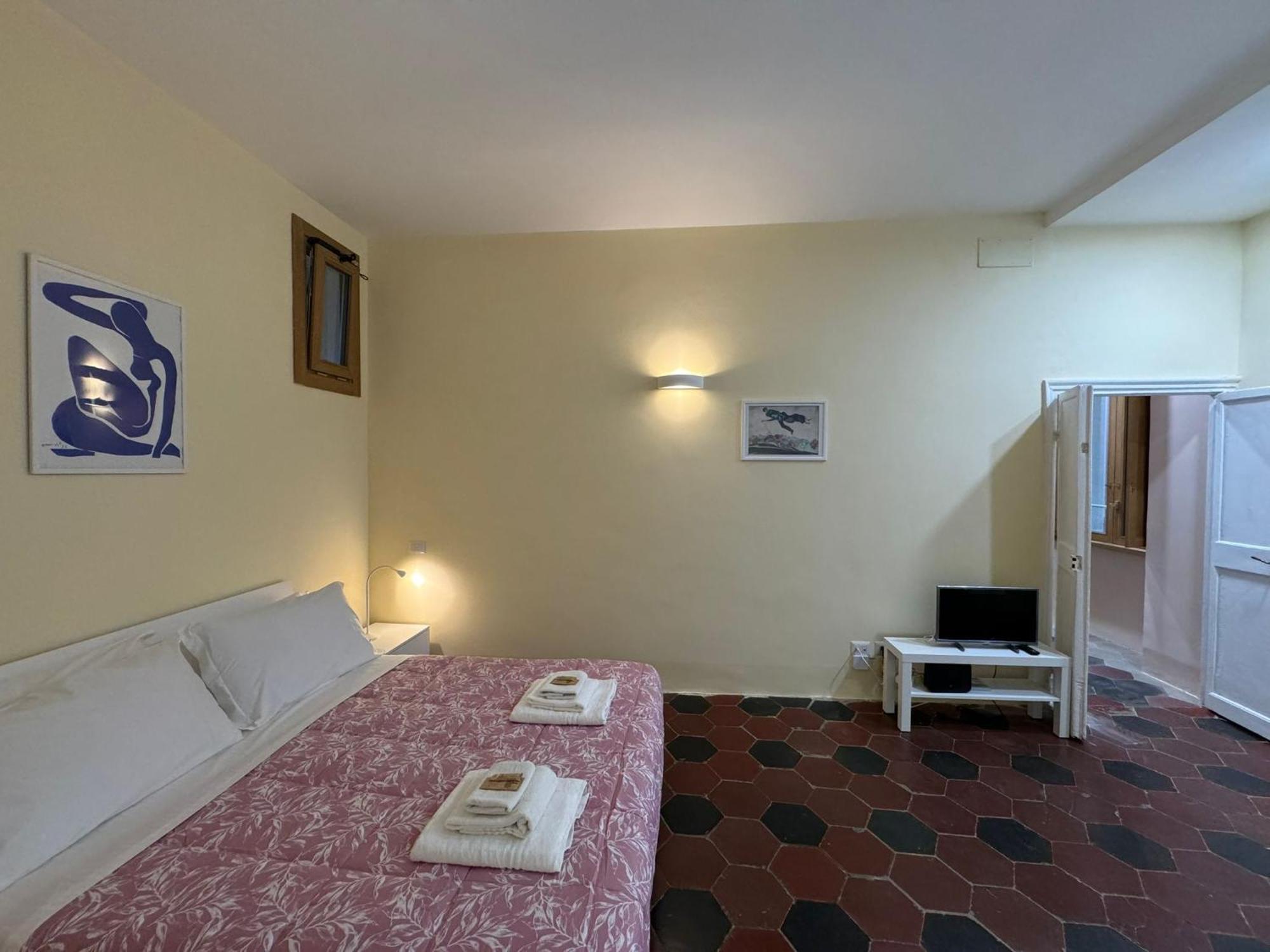 Appartamento Le Due Torri In Rione Monti